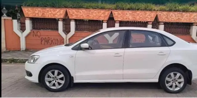 Volkswagen Vento Highline Diesel 2012