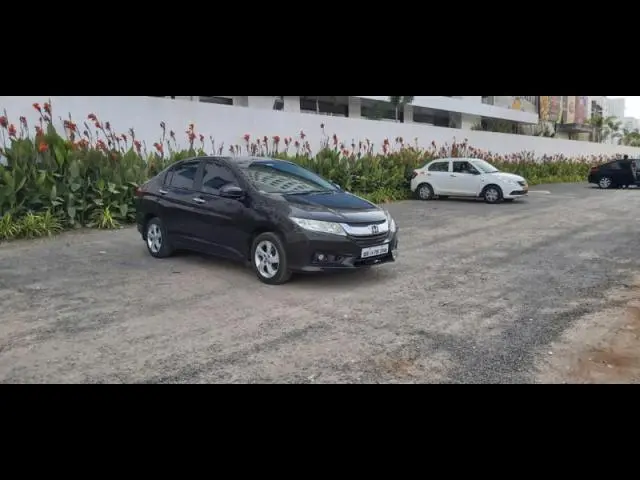 Honda City V i-DTEC 2016