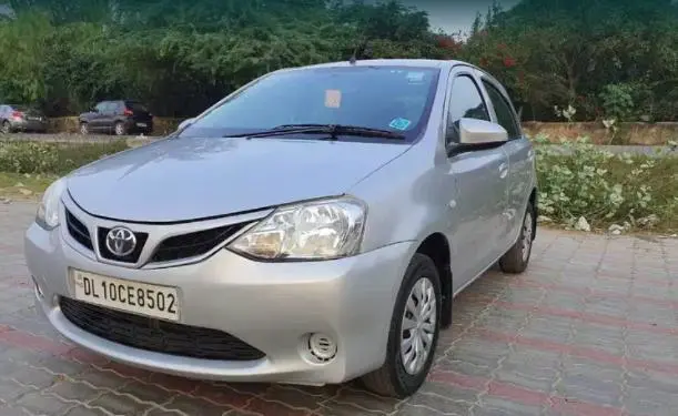 Toyota Etios Liva G 2015