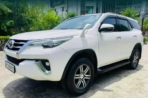Toyota Fortuner 2.8 4x2 MT 2018