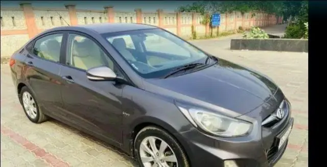 Hyundai Verna 1.6 VTVT SX (O) 2013