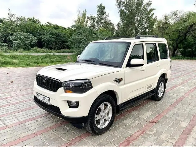 Mahindra Scorpio S8 7 Seater 2016