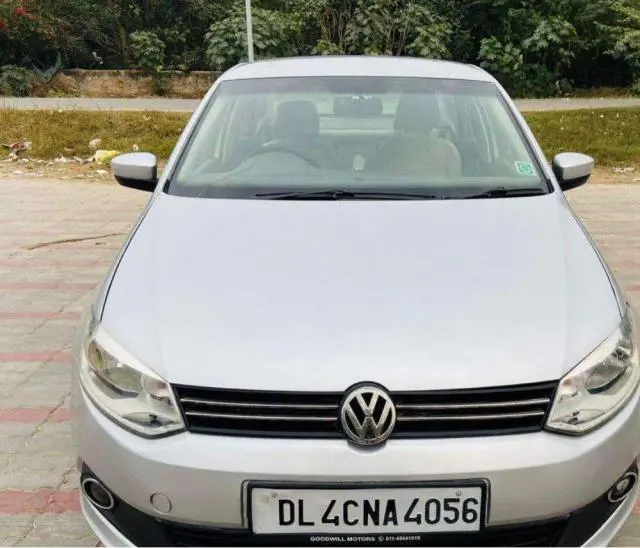 Volkswagen Vento 1.6L Highline 2010