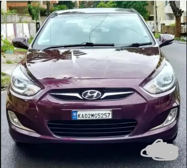 Hyundai Verna FLUIDIC 1.6 CRDI SX 2012