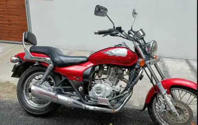 Bajaj Avenger 220cc 2014