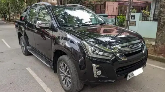 Isuzu D-Max V-Cross HIGH DIESEL 2019