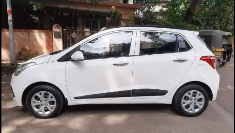 Hyundai Grand i10 Sportz 1.2 Kappa VTVT 2014