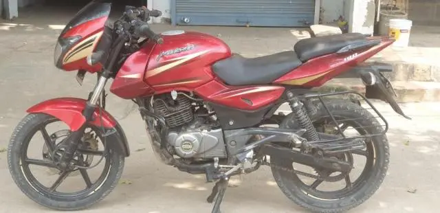 Bajaj Pulsar 180cc 2017