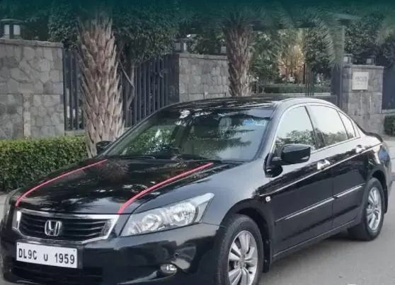 Honda Accord 2.4 AT 2010