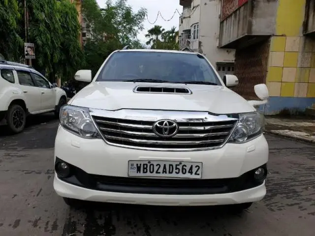 Toyota Fortuner 3.0 4X2 AT 2013