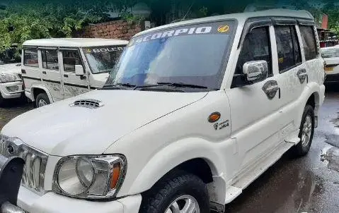 Mahindra Scorpio VLX 2WD AIRBAG BS IV 2012
