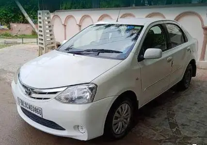 Toyota Etios G 2012