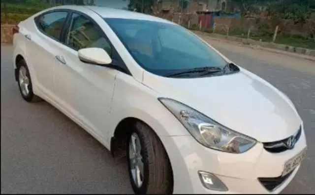 Hyundai Elantra 1.6 SX MT 2013