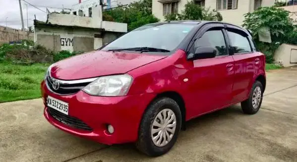 Toyota Etios Liva G 2011