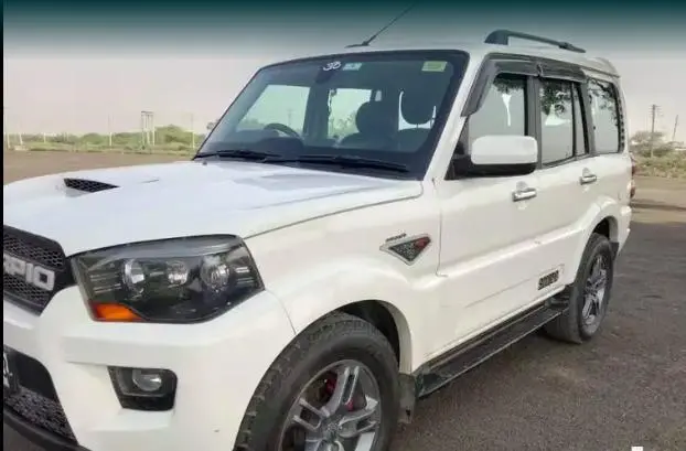 Mahindra Scorpio S10 1.99 2017