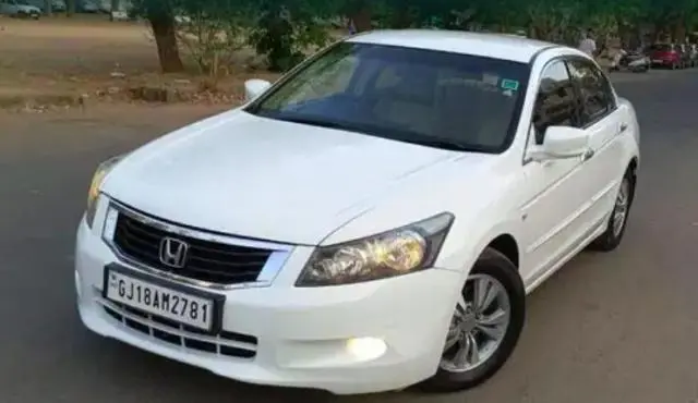 Honda Accord 2.4 AT 2011