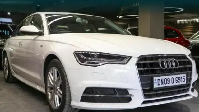 Audi A6 35 TFSI Matrix 2019
