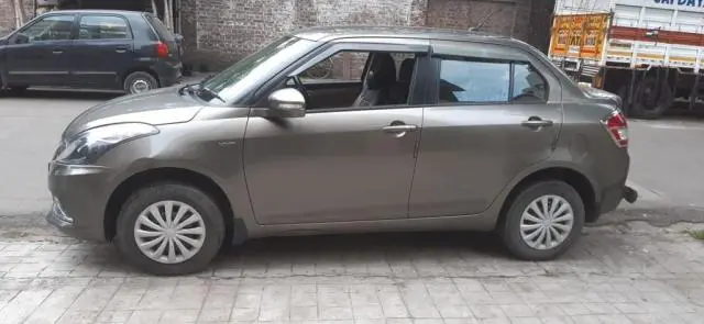 Maruti Suzuki Swift DZire VXi 2015