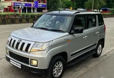Mahindra TUV300 T8 2017