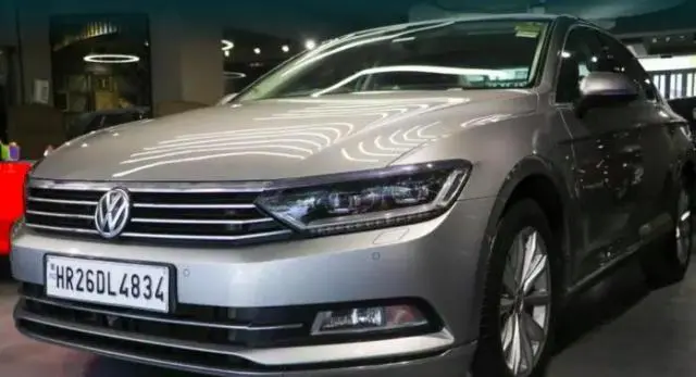 Volkswagen Passat Highline 2.0 TDI AT 2018