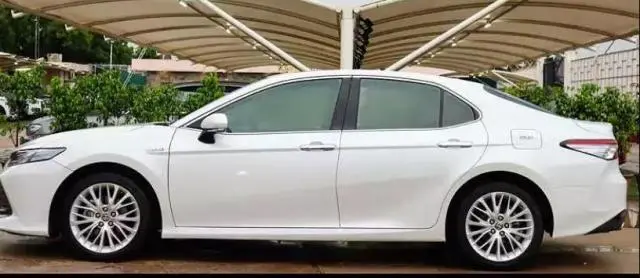 Toyota Camry Hybrid 2020