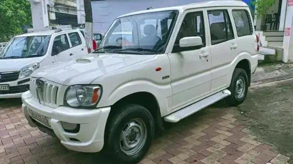 Mahindra Scorpio M2DI 2011