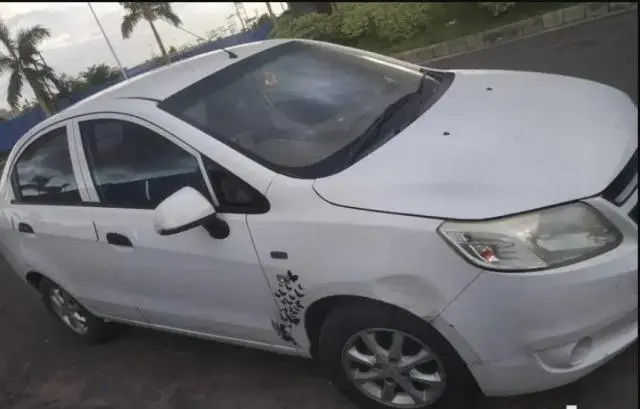 Chevrolet Sail U-VA 1.3 LS 2013