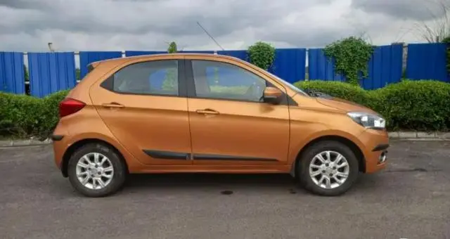 Tata Tiago Revotron XZ 2016