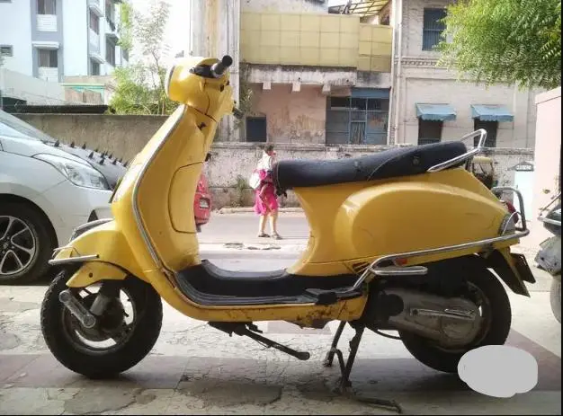 Piaggio Vespa 125cc 2013