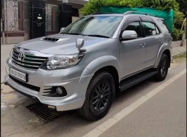 Toyota Fortuner 3.0 4x2 MT 2016