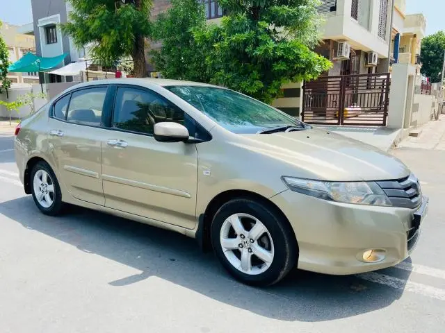 Honda City 1.5 E MT i-VTEC 2009