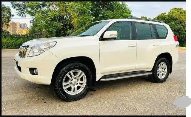 Toyota Land Cruiser Prado VX L 2013