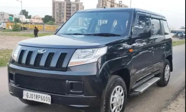 Mahindra TUV300 T4 Plus 2016