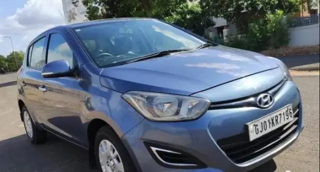 Hyundai i20 Magna 1.2 (O) 2012