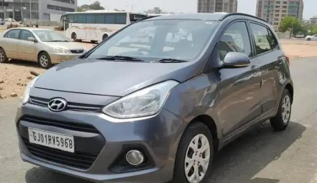 Hyundai Grand i10 Sportz CRDi 2016