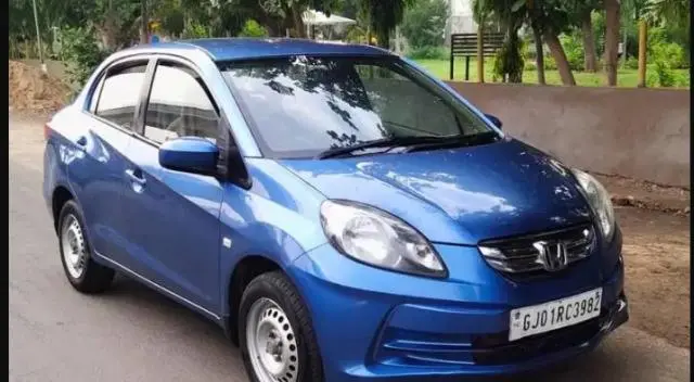 Honda Amaze S i-DTEC 2013