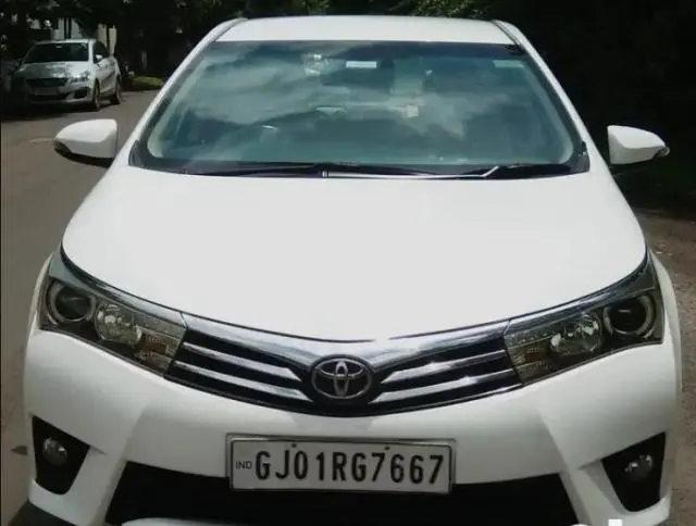 Toyota Corolla Altis 1.8 V AT 2014