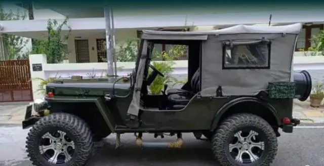 Mahindra Jeep CJ 500 DI 2002
