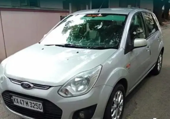 Ford Figo 1.5 TDCI Titanium 2013