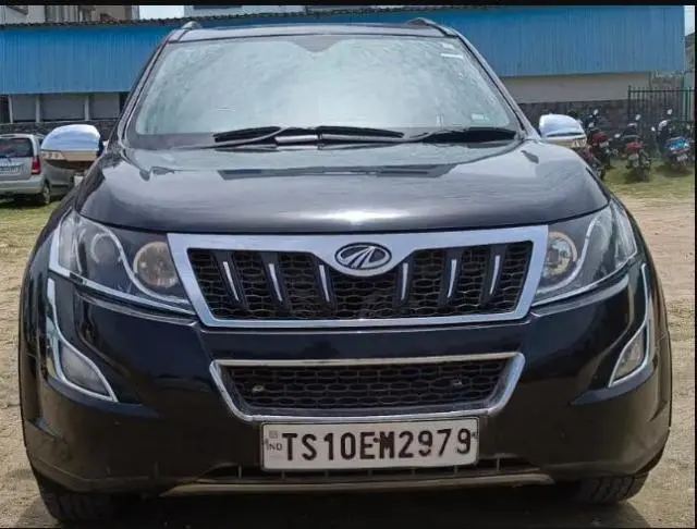 Mahindra XUV500 W10 AWD 2017