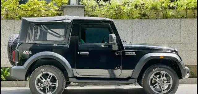 Mahindra Thar LX 4 STR Convertible Petrol AT BS6 2021