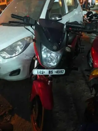 Yamaha SZR 150cc 2015