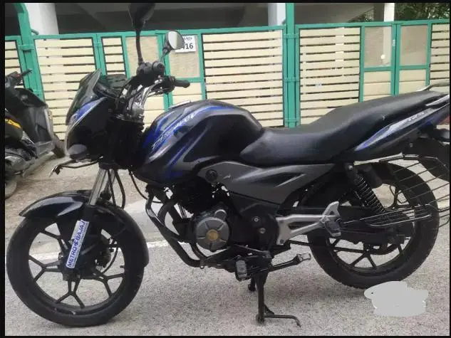 Bajaj Discover 125cc 2013