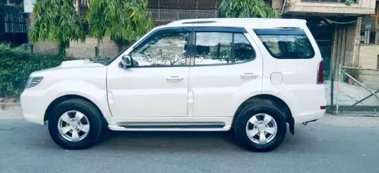 Tata Safari Storme 2.2 VX 4x2 2014