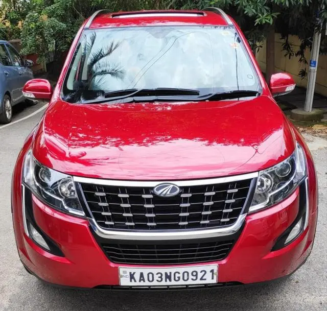 Mahindra XUV500 W11 2020