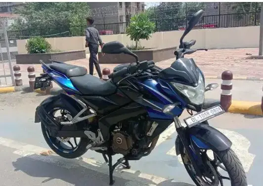 Bajaj Pulsar NS200 2015