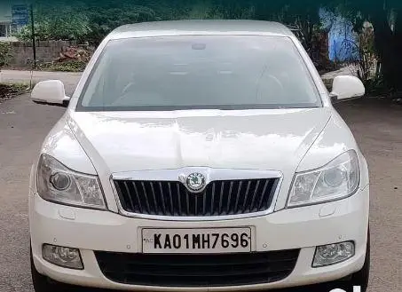 Skoda Laura L&K 2.0 TDI AT 2012