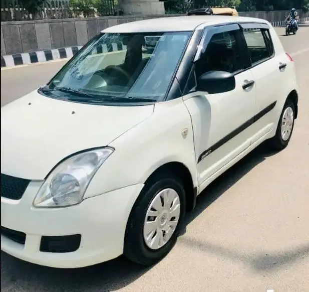 Maruti Suzuki Swift LXi 2010
