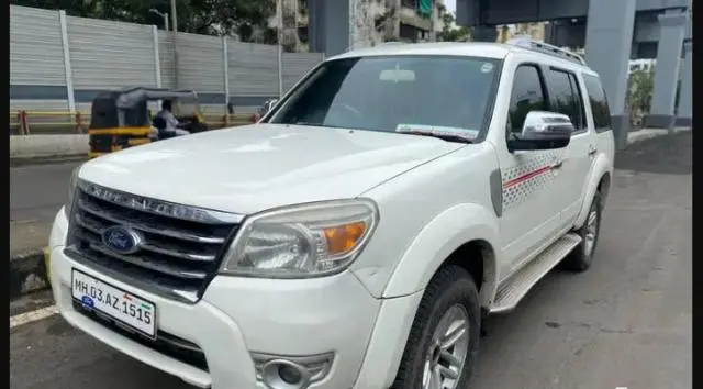 Ford Endeavour Titanium 2.2 4x2 AT 2011