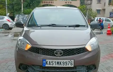 Tata Tiago Revotron XM 2017